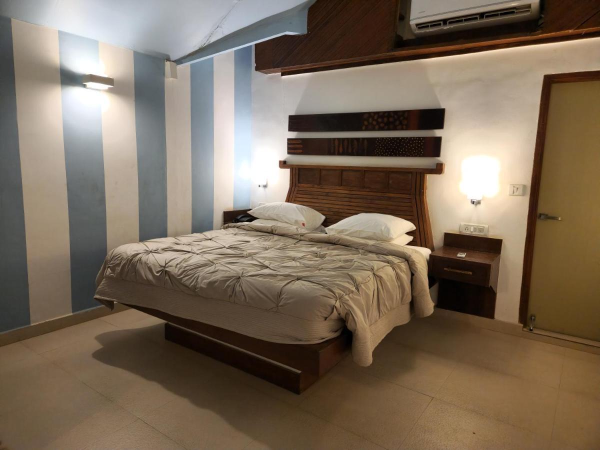 Casa Vagator Hotel Bagian luar foto