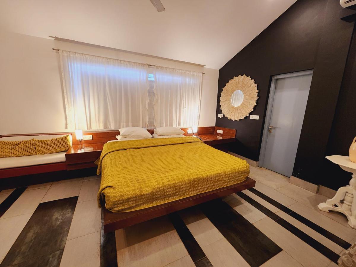 Casa Vagator Hotel Bagian luar foto